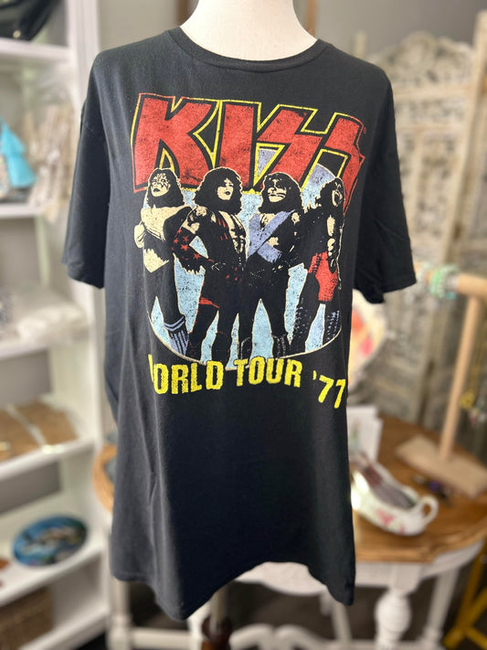 Kiss T-shirt